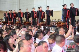 附近成人礼视频,揭秘附近成人礼的精彩瞬间