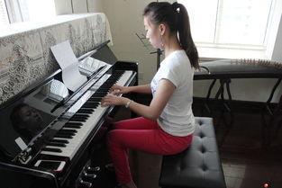 钢琴成人班授课视频,轻松入门，享受音乐之美