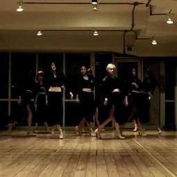 成人礼帅舞蹈视频,青春绽放，舞动成长瞬间