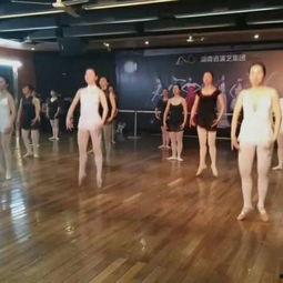 成人芭蕾小跳教学视频,成人芭蕾舞者的进阶之路