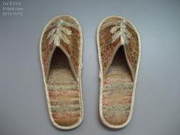 拖鞋成人透气怎么穿视频,视频教你如何穿出舒适感